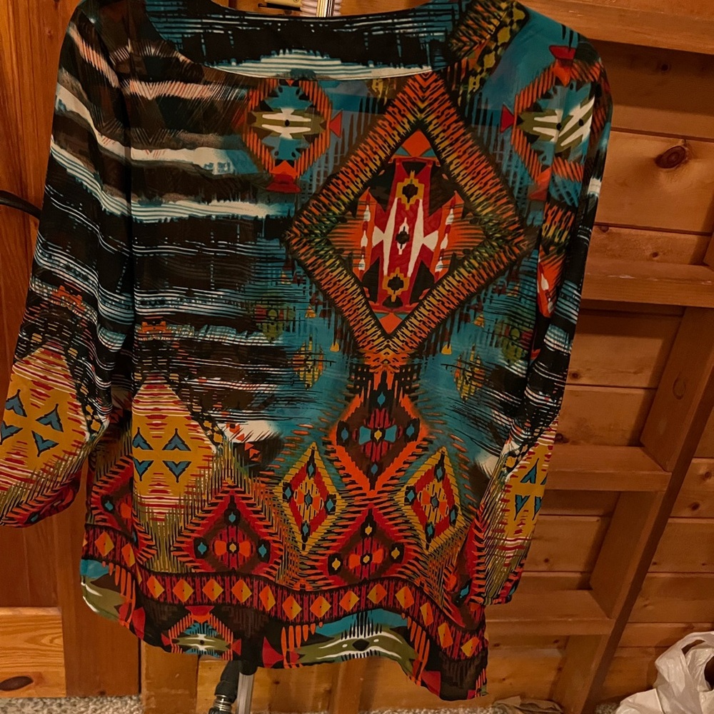 Colorful Geometric Women's Top - Picture 5 of 8